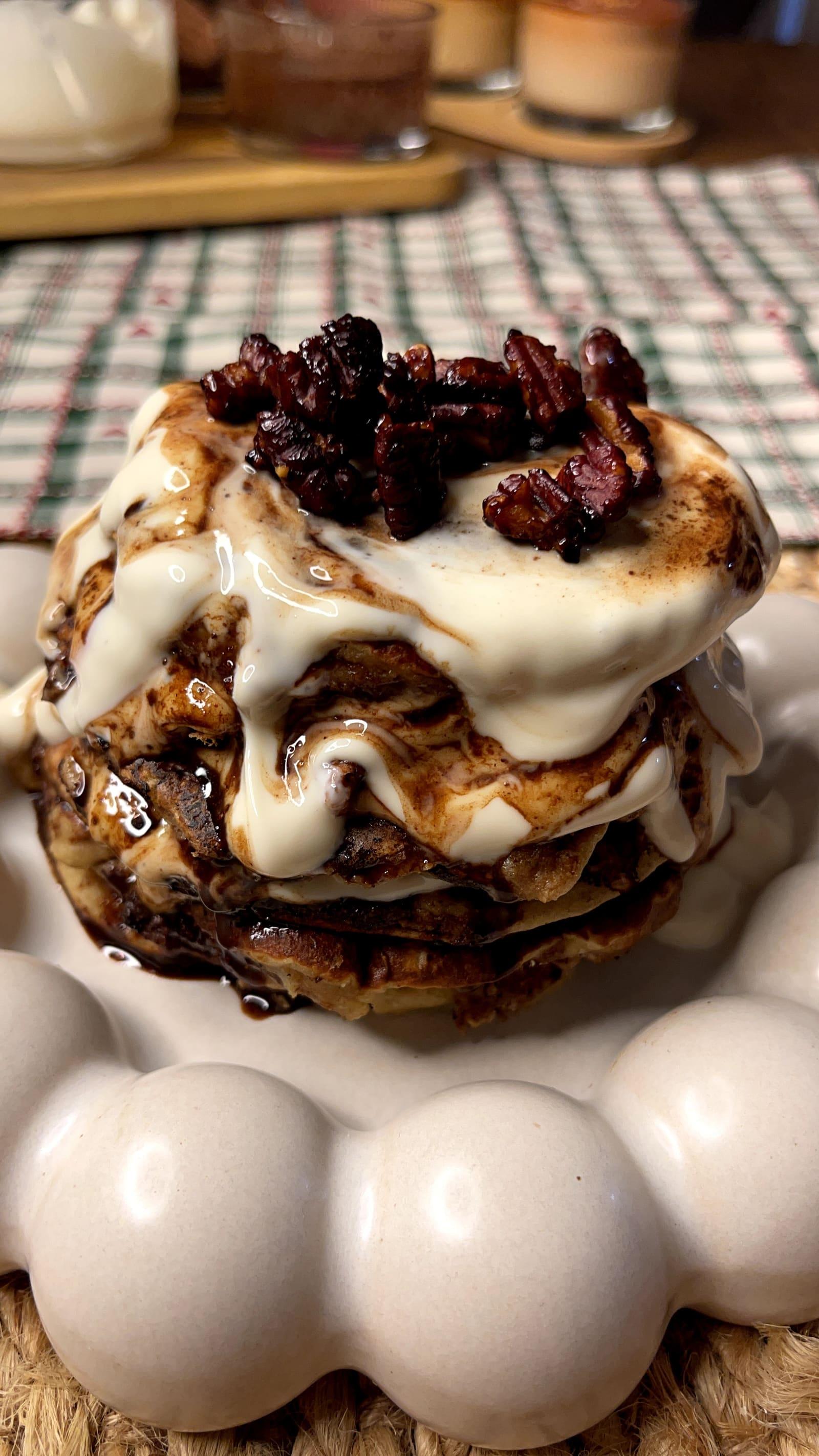Pancakes cinnamon rolls