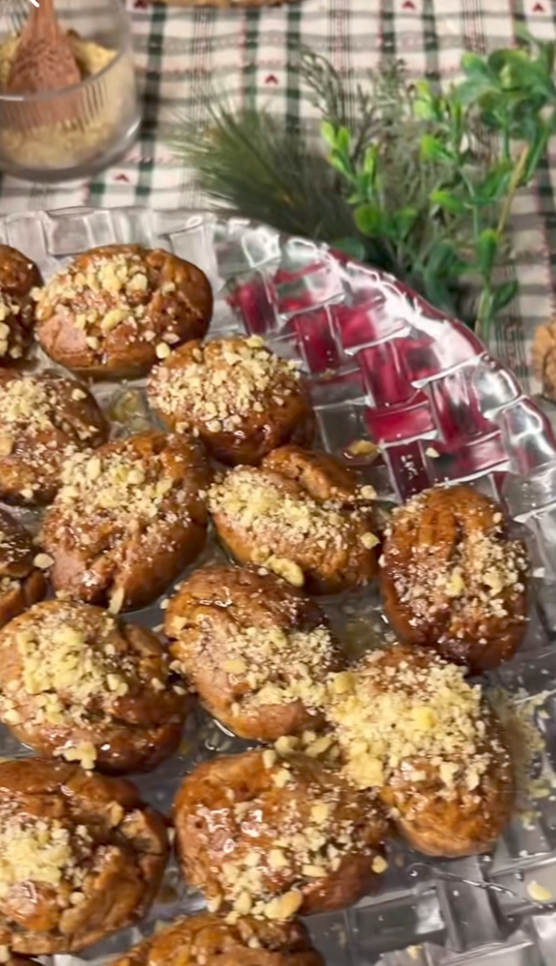 Τα Καλύτερα Μελομακάρονα Χωρίς Ζάχαρη (με χουρμάδες!)