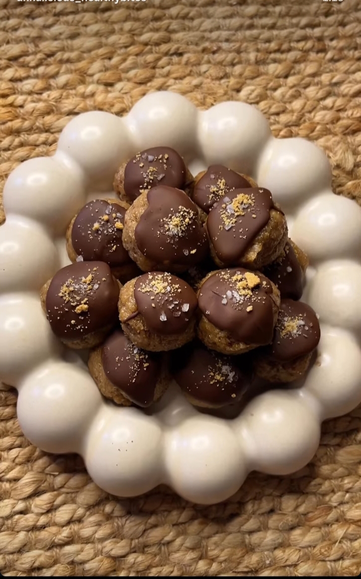 Banana Bread Energy Balls (25 μπαλάκια)